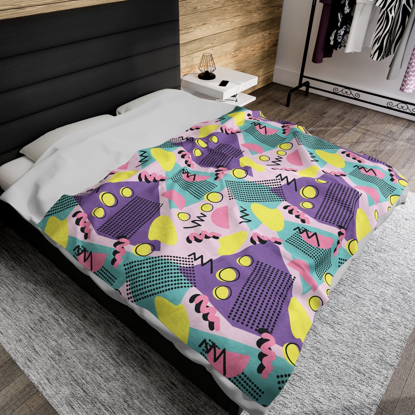 Vintage 80s Pattern Velveteen Plush Blanket
