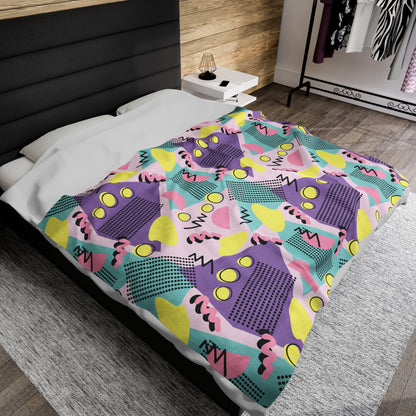 Vintage 80s Pattern Velveteen Plush Blanket