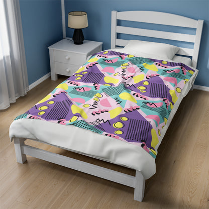 Vintage 80s Pattern Velveteen Plush Blanket