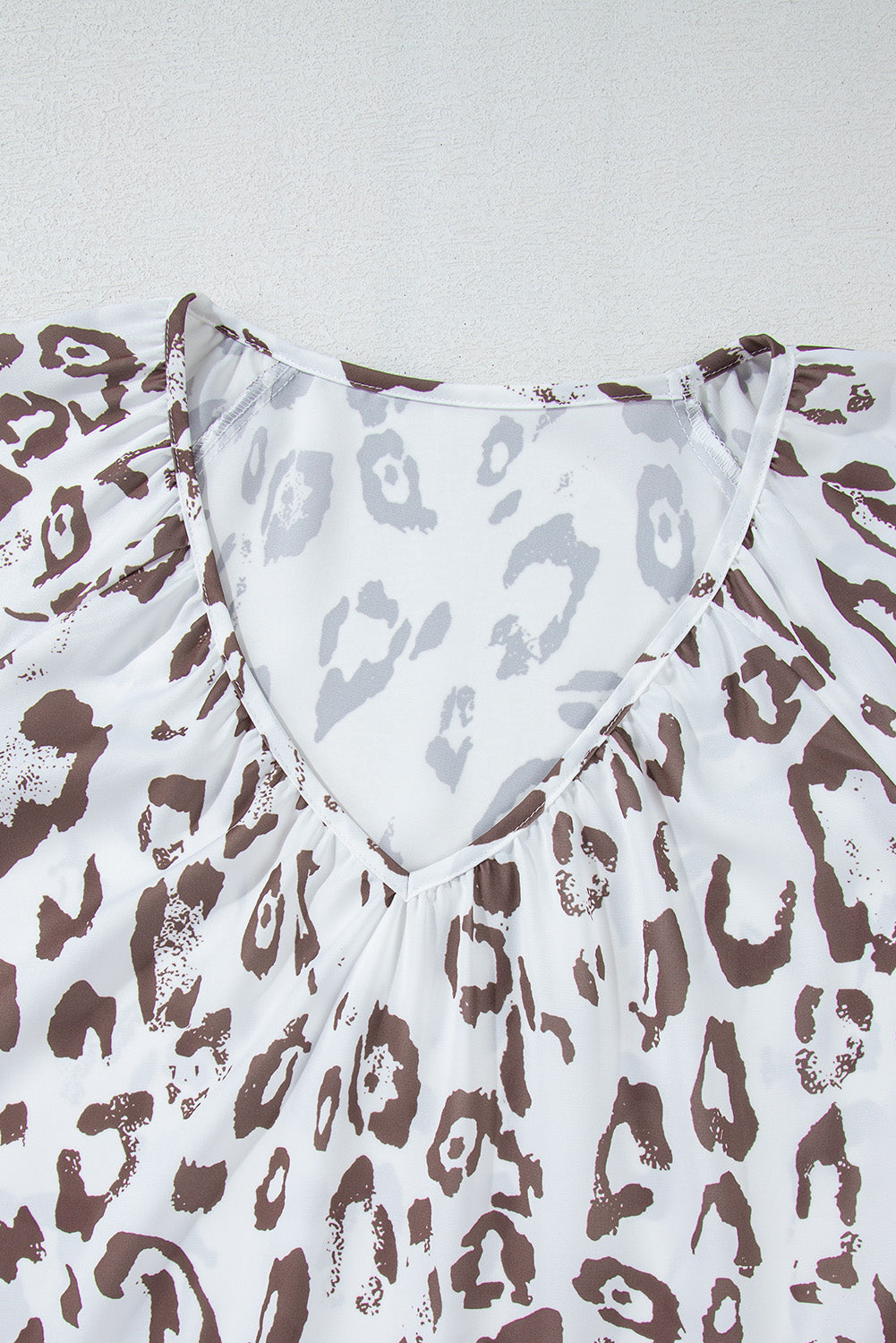 Black Leopard Print Ruched V Neck 3/4 Sleeve Blouse
